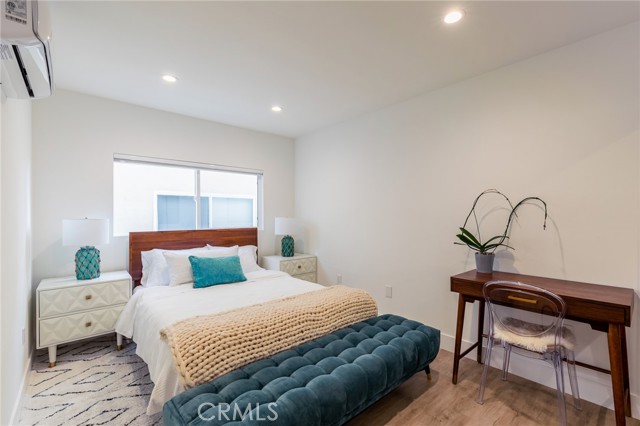 Detail Gallery Image 5 of 10 For 350 Hermosa Ave #8,  Hermosa Beach,  CA 90254 - 1 Beds | 1 Baths