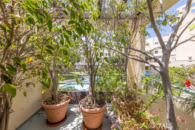 530 The Village, Redondo Beach, California 90277, 3 Bedrooms Bedrooms, ,3 BathroomsBathrooms,Residential,Sold,The Village,SB22152476