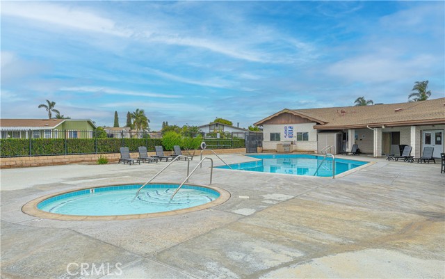 Detail Gallery Image 27 of 29 For 122 Hornbeam, Fountain Valley,  CA 92708 - 3 Beds | 2 Baths