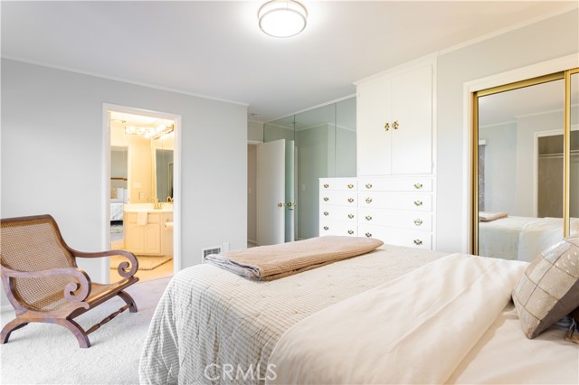 1001 Briarcliff photo 29