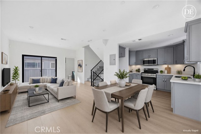 10154 Regent