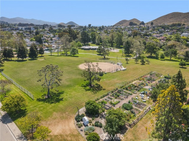 2220 Exposition Drive, San Luis Obispo CA: https://media.crmls.org/medias/9afdca48-59ce-4b53-a13a-4344f674ef3c.jpg