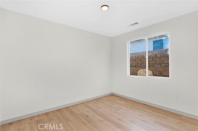 Detail Gallery Image 18 of 34 For 17795 Vista Point Dr, Victorville,  CA 92395 - 4 Beds | 3 Baths