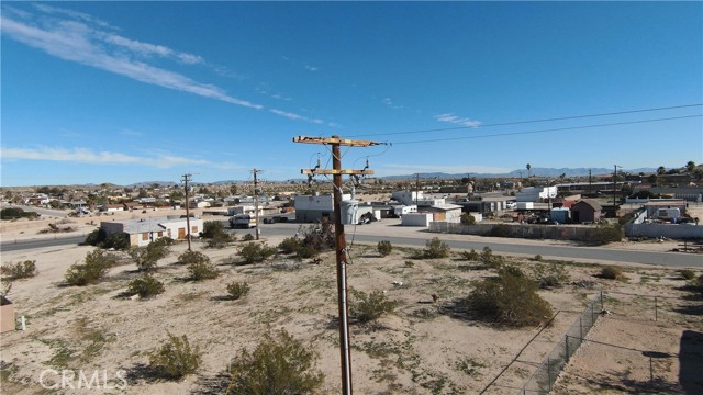 Image 10 of 19 For 71952 Cactus Drive