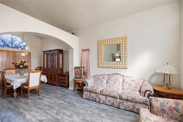 Detail Gallery Image 10 of 51 For 23702 Cedar Creek, Moreno Valley,  CA 92557 - 4 Beds | 3 Baths