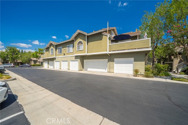 16501 Dundee Court, La Mirada CA: https://media.crmls.org/medias/9aff25b8-ae44-465e-84a8-187cc4b8e5e9.jpg