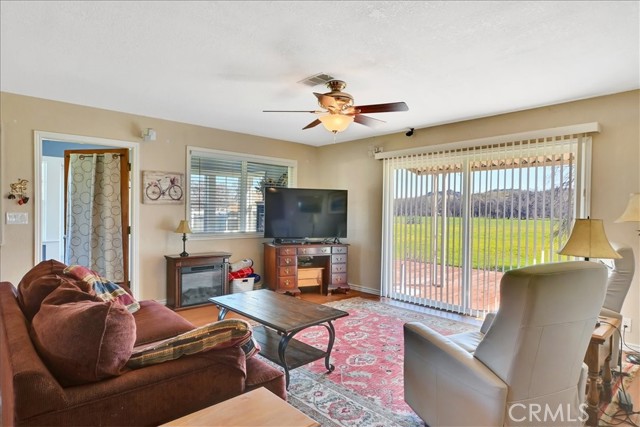 Detail Gallery Image 5 of 73 For 480 County Road 306, Elk Creek,  CA 95939 - 2 Beds | 1 Baths