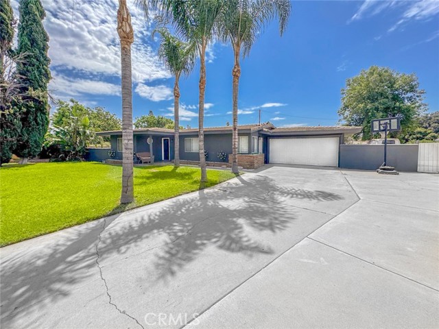 Detail Gallery Image 5 of 34 For 5998 Mona Bell Ct, Riverside,  CA 92504 - 5 Beds | 2 Baths