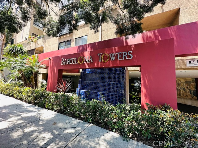 625 S Berendo St #307, Los Angeles, CA 90005