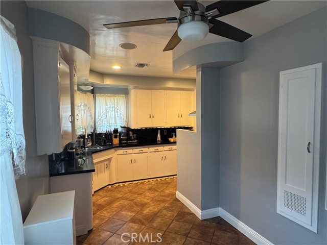 Detail Gallery Image 11 of 23 For 812 N Dickel St, Anaheim,  CA 92805 - 2 Beds | 2 Baths