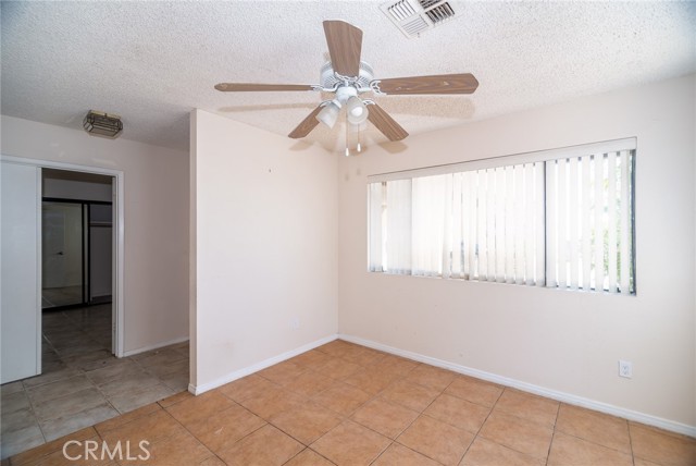 66320 Avenida Barona, Desert Hot Springs CA: https://media.crmls.org/medias/9b027529-850d-4b1d-969e-6c147bc63b32.jpg
