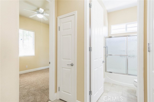 19478 Big Horn Street, Apple Valley CA: https://media.crmls.org/medias/9b031d45-0b0f-4183-9d97-13cf0b520209.jpg