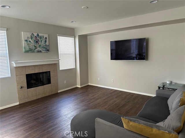 Detail Gallery Image 4 of 17 For 30865 Highland Vista, Temecula,  CA 92591 - 5 Beds | 3/1 Baths