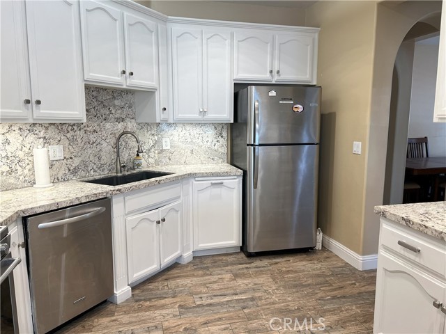 Detail Gallery Image 13 of 56 For 8701 Maggiore Ln, Bakersfield,  CA 93312 - 3 Beds | 2 Baths