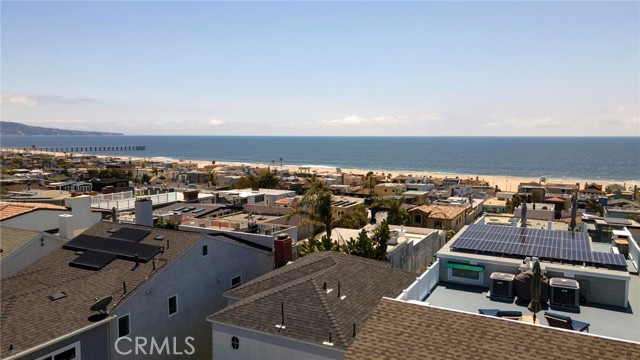 2451 Silverstrand Avenue, Hermosa Beach, California 90254, 2 Bedrooms Bedrooms, ,1 BathroomBathrooms,Residential,Sold,Silverstrand,SB24097539