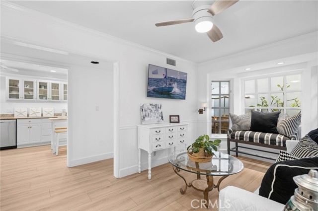 Detail Gallery Image 24 of 40 For 117 Amethyst Ave, Newport Beach,  CA 92662 - 3 Beds | 2 Baths