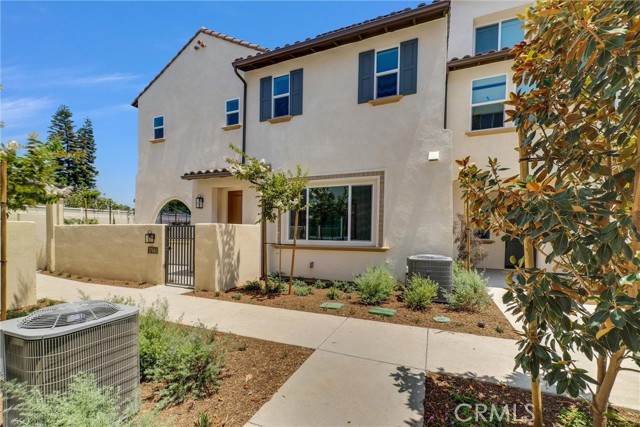 Detail Gallery Image 23 of 30 For 17941 Auger Lane, Huntington Beach,  CA 92646 - 3 Beds | 2/1 Baths