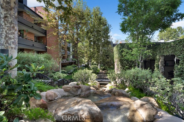 4792 Park Encino Lane, 102 photo 27