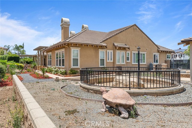 Detail Gallery Image 7 of 11 For 1180 Cleveland, Corona,  CA 92881 - 6 Beds | 3/1 Baths