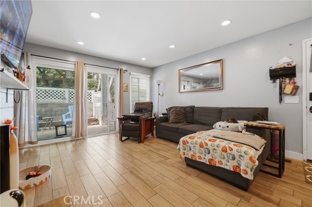 Detail Gallery Image 2 of 18 For 1440 Brett #61,  San Pedro,  CA 90732 - 1 Beds | 1 Baths