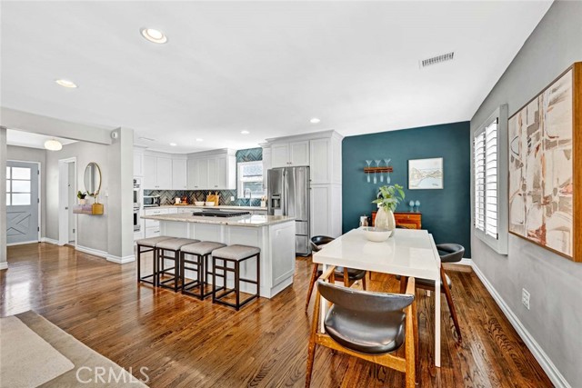 1402 E Rose Avenue, Orange CA: https://media.crmls.org/medias/9b057d2d-cd62-4a02-ae38-64f3cd7d93a4.jpg