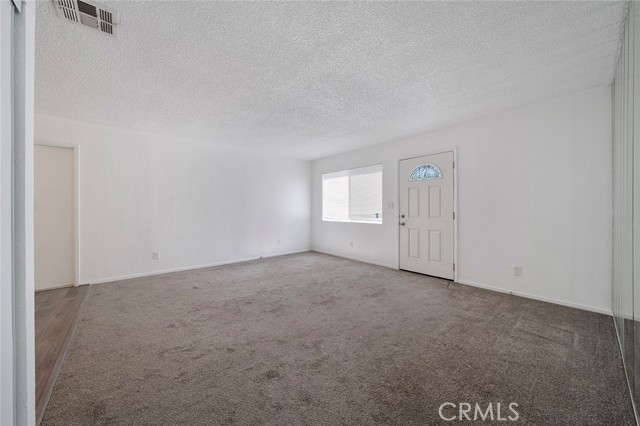 Detail Gallery Image 7 of 27 For 1911 N Summit, Pasadena,  CA 91103 - 3 Beds | 2 Baths