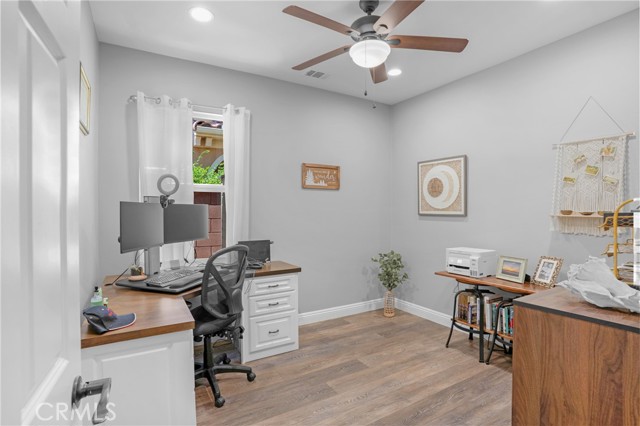 34689 Swan Valley Court, Murrieta CA: https://media.crmls.org/medias/9b058a49-af4f-41b1-b7be-64c4bfda1a6a.jpg