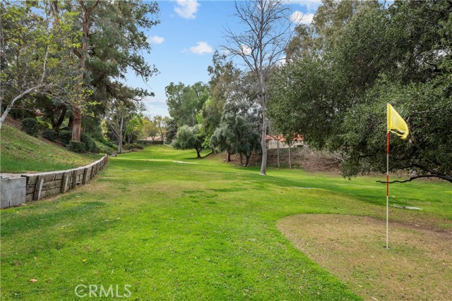Detail Gallery Image 31 of 36 For 19156 Avenue of the Oaks #B,  Newhall,  CA 91321 - 2 Beds | 1/1 Baths