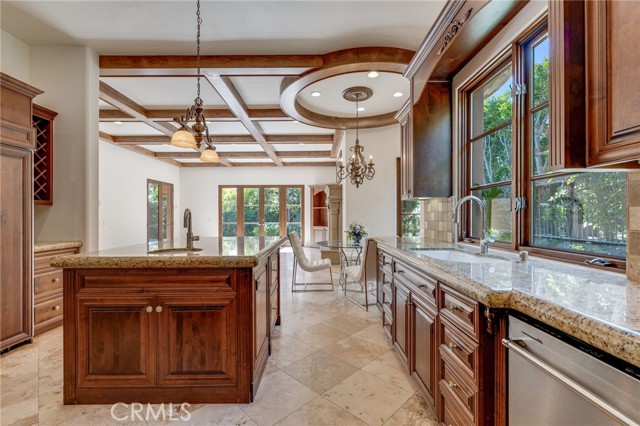 Detail Gallery Image 28 of 57 For 14173 Rancho Tierra Trl, San Diego,  CA 92130 - 5 Beds | 5/1 Baths