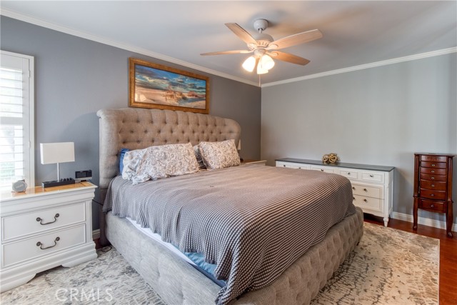64 Seacrest Court, Long Beach CA: https://media.crmls.org/medias/9b07ac67-62aa-40f5-aabc-f0bb06b9e526.jpg