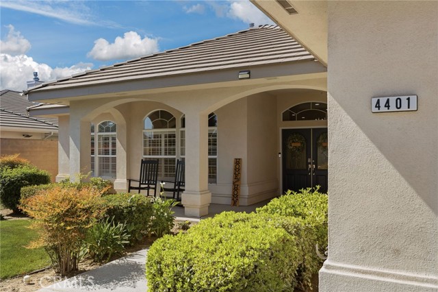 Detail Gallery Image 10 of 70 For 4401 Palisades, Bakersfield,  CA 93308 - 4 Beds | 3 Baths