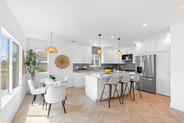 Detail Gallery Image 11 of 47 For 3937 2nd Ave, Los Angeles,  CA 90008 - 3 Beds | 2/1 Baths