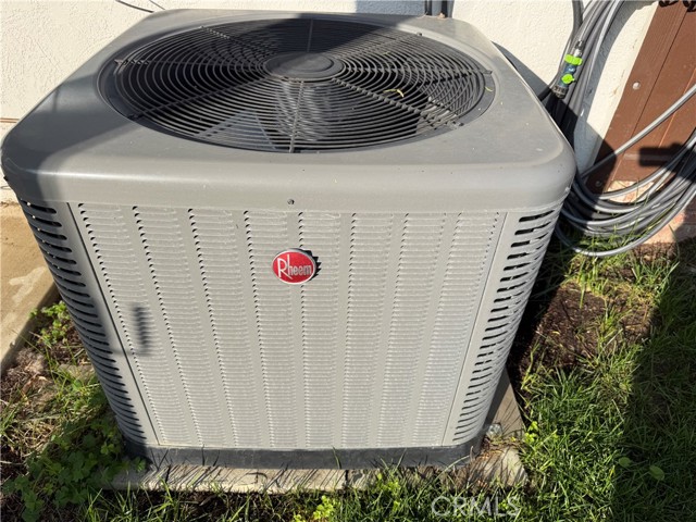 Detail Gallery Image 12 of 21 For 1318 Stillman, Redlands,  CA 92374 - 3 Beds | 2/1 Baths