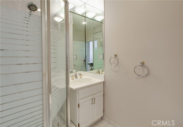 Detail Gallery Image 37 of 39 For 3667 Sawtelle Bld, Los Angeles,  CA 90066 - 5 Beds | 3/1 Baths