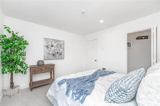 650 The Village, Redondo Beach, California 90277, 1 Bedroom Bedrooms, ,1 BathroomBathrooms,Residential,Sold,The Village,SB23219528