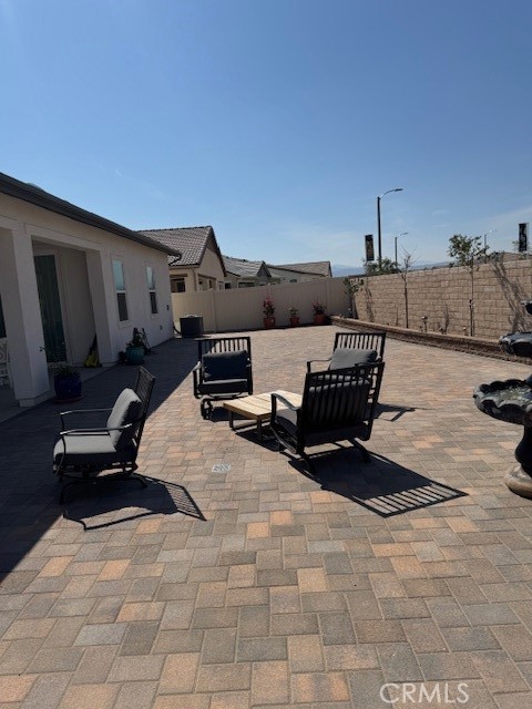 24501 Via Sendero, Castaic CA: https://media.crmls.org/medias/9b0c22cf-0c87-4150-bf77-cd456a077f9b.jpg