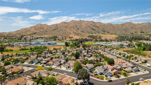 Detail Gallery Image 34 of 56 For 10649 Village Rd, Moreno Valley,  CA 92557 - 4 Beds | 3 Baths