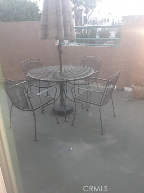 Detail Gallery Image 10 of 14 For 435 E Tamarack Ave #172,  Inglewood,  CA 90301 - 1 Beds | 1 Baths