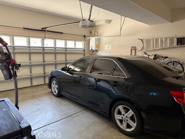 16001 Chase Road, Fontana CA: https://media.crmls.org/medias/9b0ca06f-e677-4935-9bd7-5e5332026696.jpg