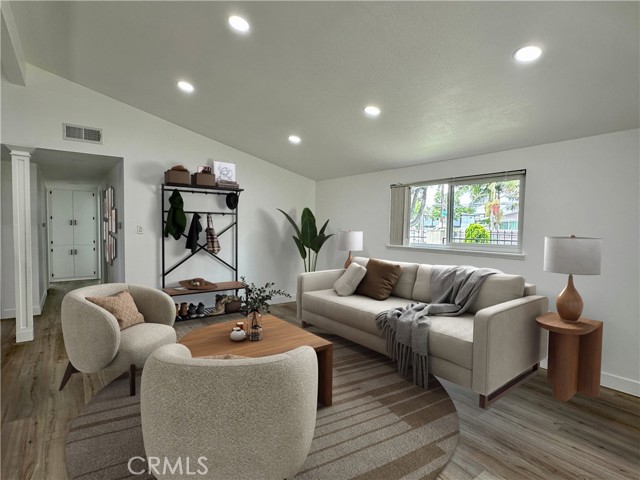 Detail Gallery Image 8 of 42 For 2413 W Monta Vista Ave, Santa Ana,  CA 92704 - 3 Beds | 2 Baths