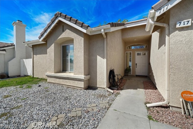 Detail Gallery Image 3 of 41 For 717 Balsam Way, Hemet,  CA 92545 - 2 Beds | 2 Baths