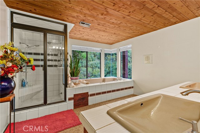 237 W Avenida Alessandro, San Clemente CA: https://media.crmls.org/medias/9b0d0678-c815-49e6-930f-e592e30d843b.jpg