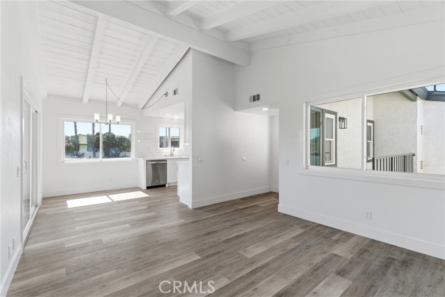 Detail Gallery Image 30 of 49 For 203 Cedar St a & B,  Newport Beach,  CA 92663 - 4 Beds | 3 Baths