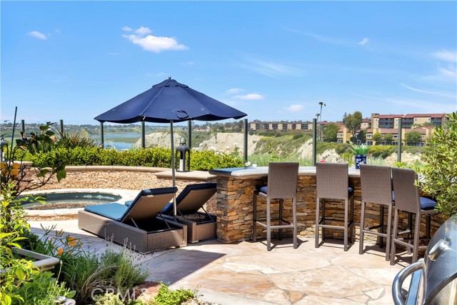 1435 High Bluff Drive, Newport Beach CA: https://media.crmls.org/medias/9b0d75dd-451e-4158-bf06-170f9e48eb95.jpg