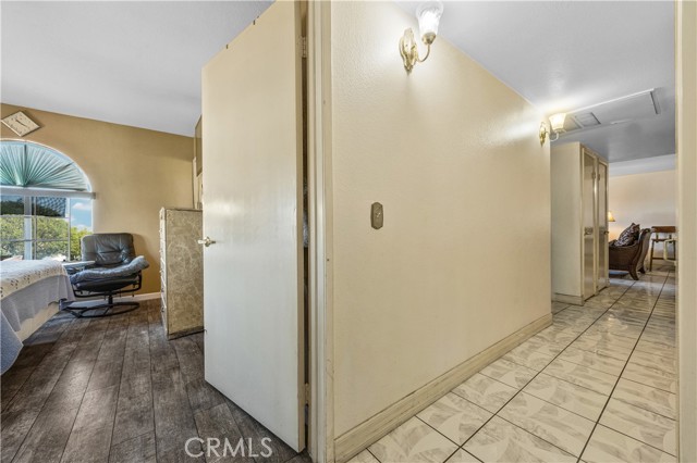 Detail Gallery Image 36 of 41 For 7018 Rita Ave #404,  Huntington Park,  CA 90255 - 3 Beds | 2 Baths