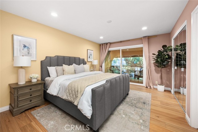 Detail Gallery Image 11 of 20 For 2441 Loma Vista, Pasadena,  CA 91104 - 3 Beds | 2/1 Baths