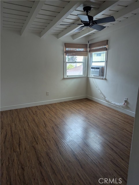 Detail Gallery Image 8 of 12 For 425 Orchid Ave #REAR,  Corona Del Mar,  CA 92625 - 1 Beds | 1 Baths
