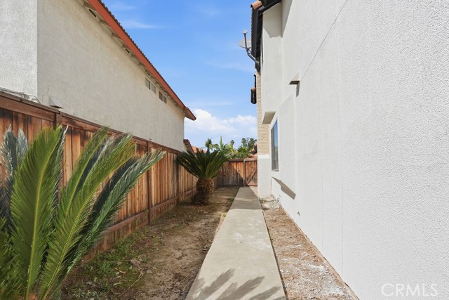 Detail Gallery Image 49 of 68 For 7960 Carlyle Dr, Jurupa Valley,  CA 92509 - 3 Beds | 2/1 Baths