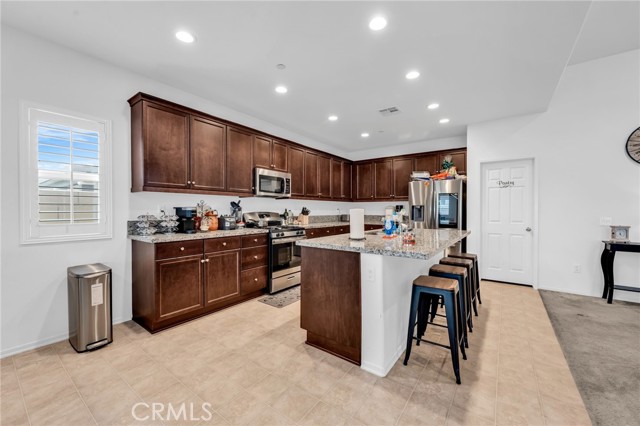 16252 Gibson Street, Victorville CA: https://media.crmls.org/medias/9b0ebea8-42f7-41f6-909d-c294ad34b3eb.jpg