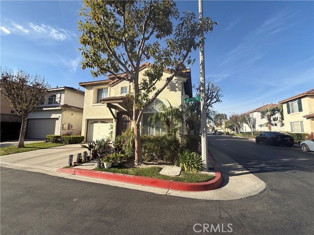 Image 2 of 3 For 15 Redwood Court